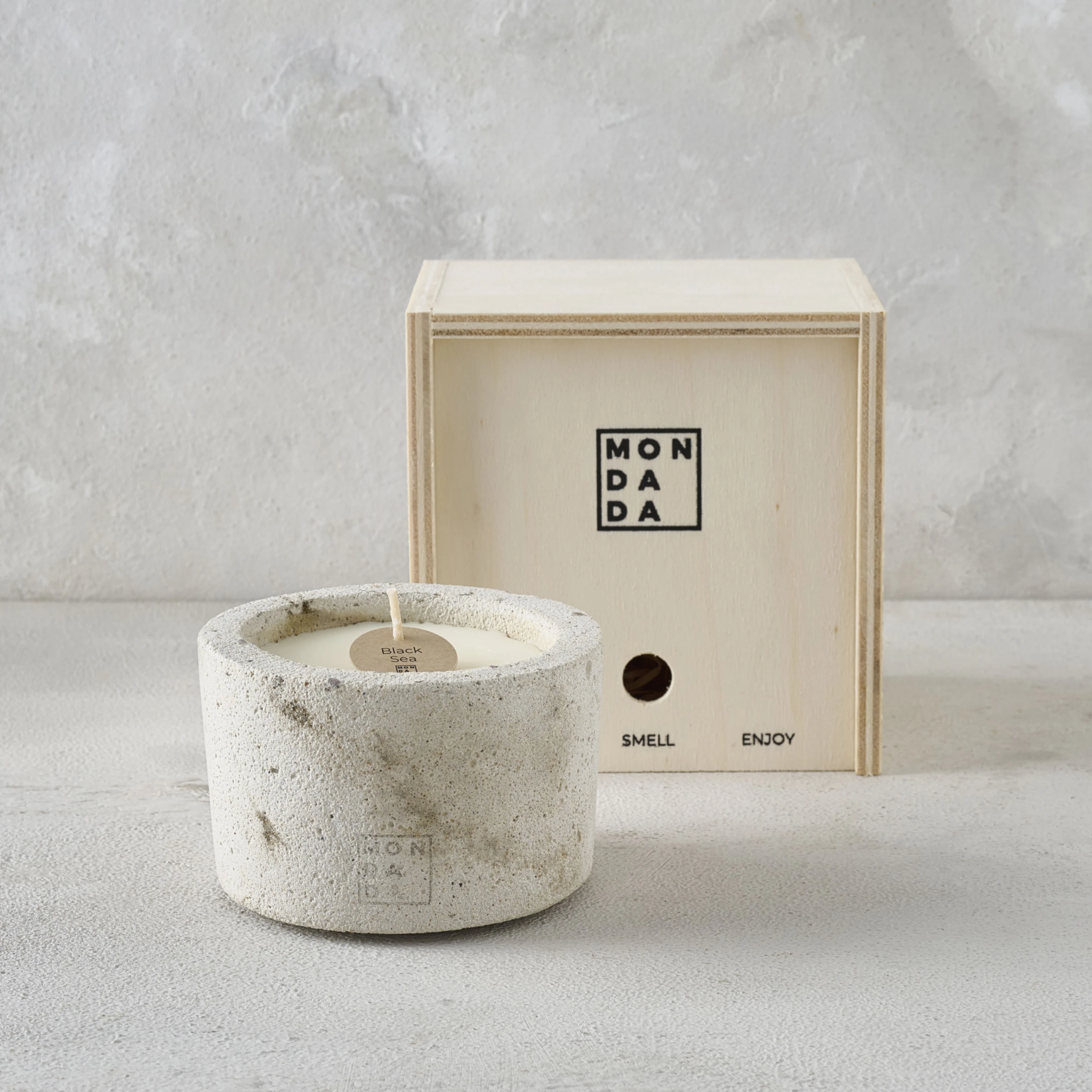 Urban Indoor Candle XS / Ø12 x H7 (兩色) - Mon Dada 比利時手工蠟燭